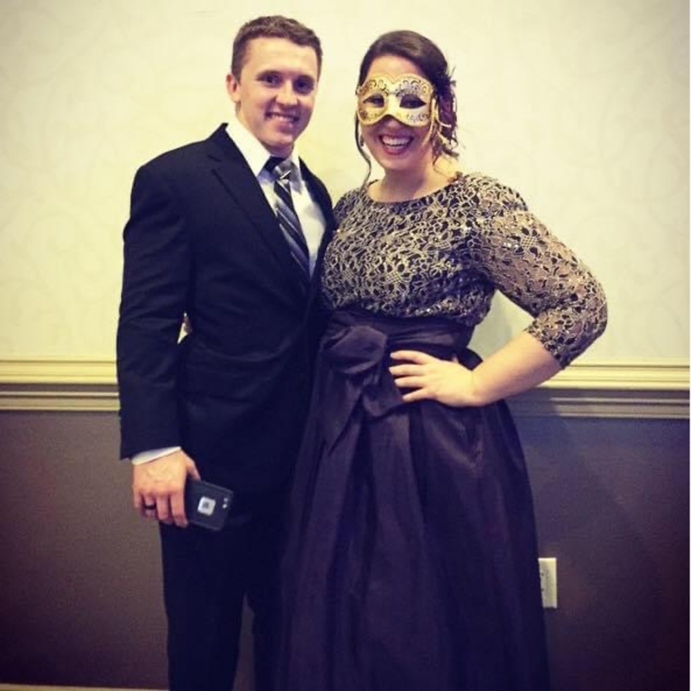 Jessica Howard Evening Ballgown - Size 14